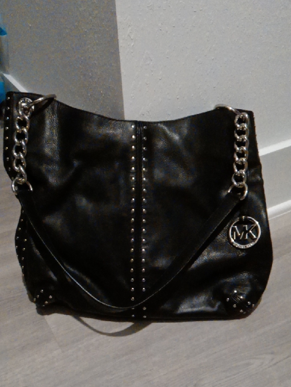 MK BRAND NEW XL Michael Kors Black Studded Leather Shoulder Bag